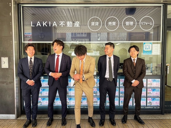 LAKIA不動産大阪梅田店のスタッフ